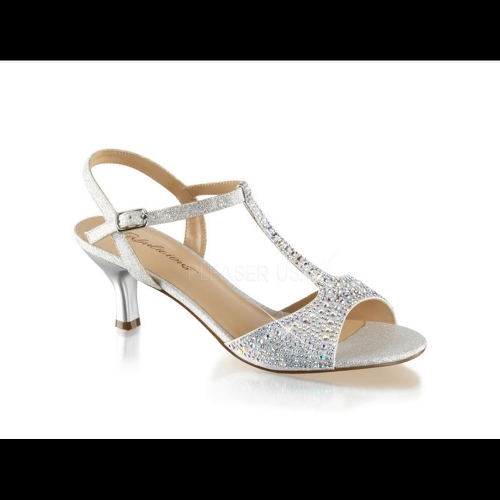 Super cute short heel!